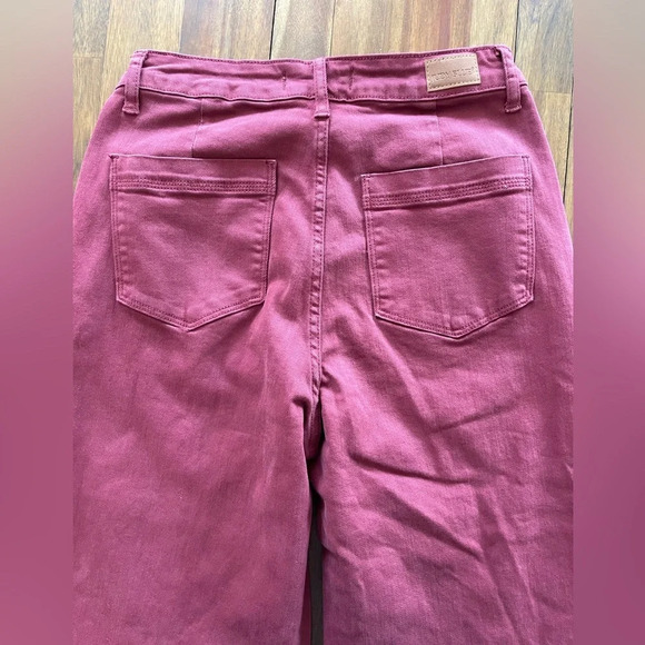Judy Blue Burgundy front seam straight legJeans - Picture 7 of 16